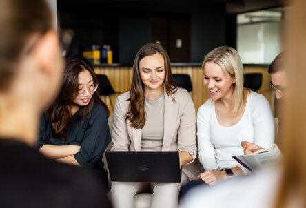 Koncipientem v KPMG Legal. Dostal jsem prostor hledat svůj směr