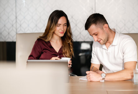 Při škole můžeš pracovat jako daňový asistent